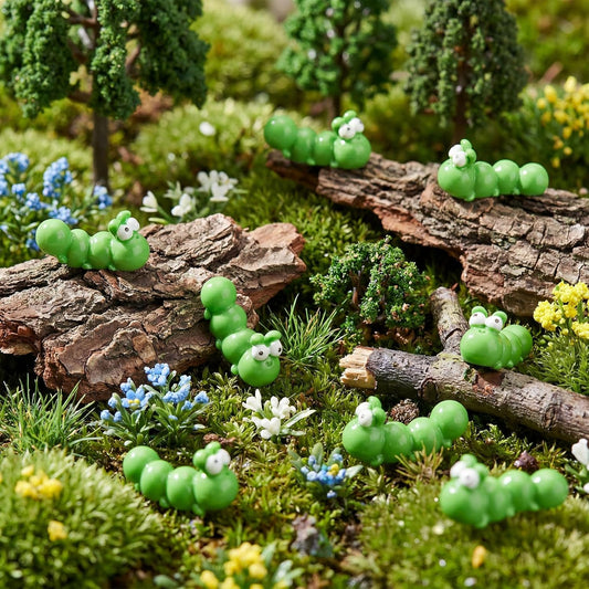 Geelin 50 Pcs Mini Resin Caterpillar Figures Bulk, Miniature Resin Animal Realistic Caterpillar Tiny Bug Ornament Lifelike Forest Tool for Party Shooting Props Favor