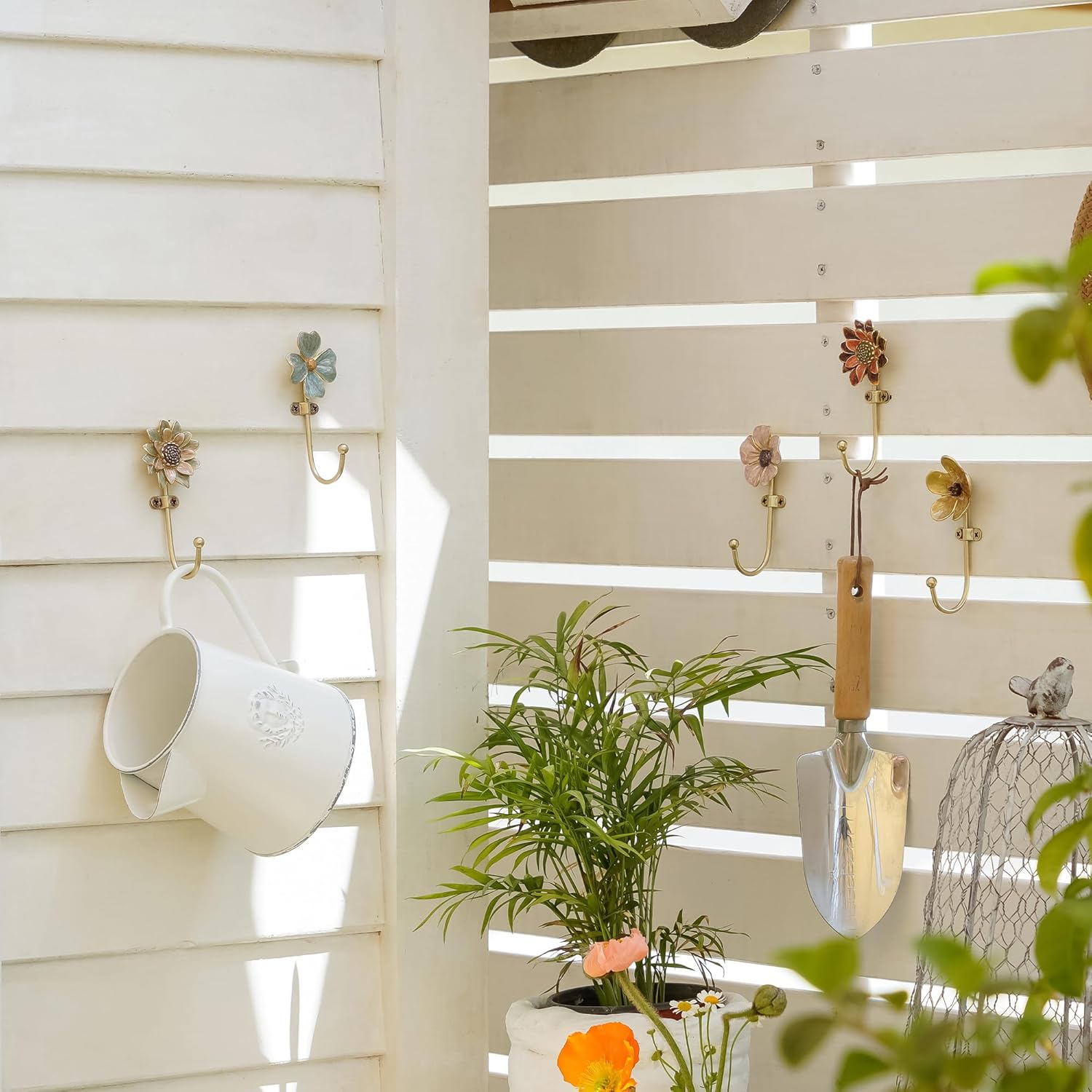 SOFFEE DESIGN Set of 5 Floral Wall Hooks, French Garden Eye-catching E
