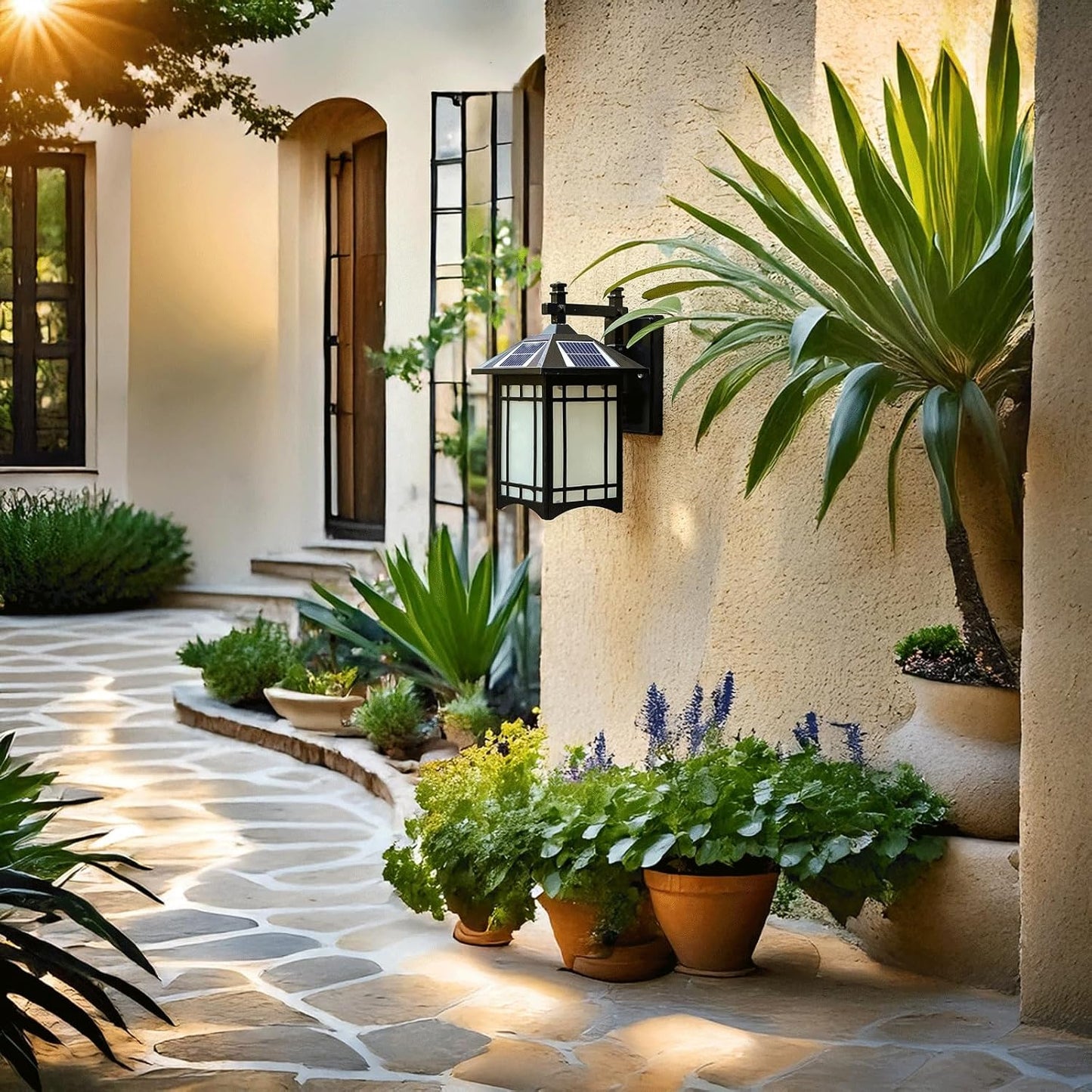 Solar Powered Outdoor Wall Lantern, E27 Wall Lamp with Classic Lattice Glass Shade, Cast Aluminum Waterproof Wall Light, Black Exterior Wall Mounted Lighting for Garden, Patio, Porch, Yard