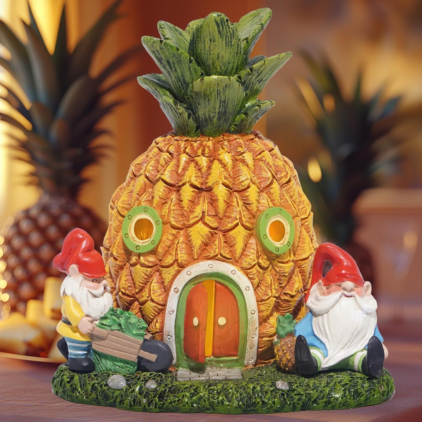 Hodao Outdoor Figurine Lights, Outdoor Statue with Solar Lights, Adorable Gnomes with Tropical Pineapple Design, Perfect for Decorating Lawns, Balconies, and Patios