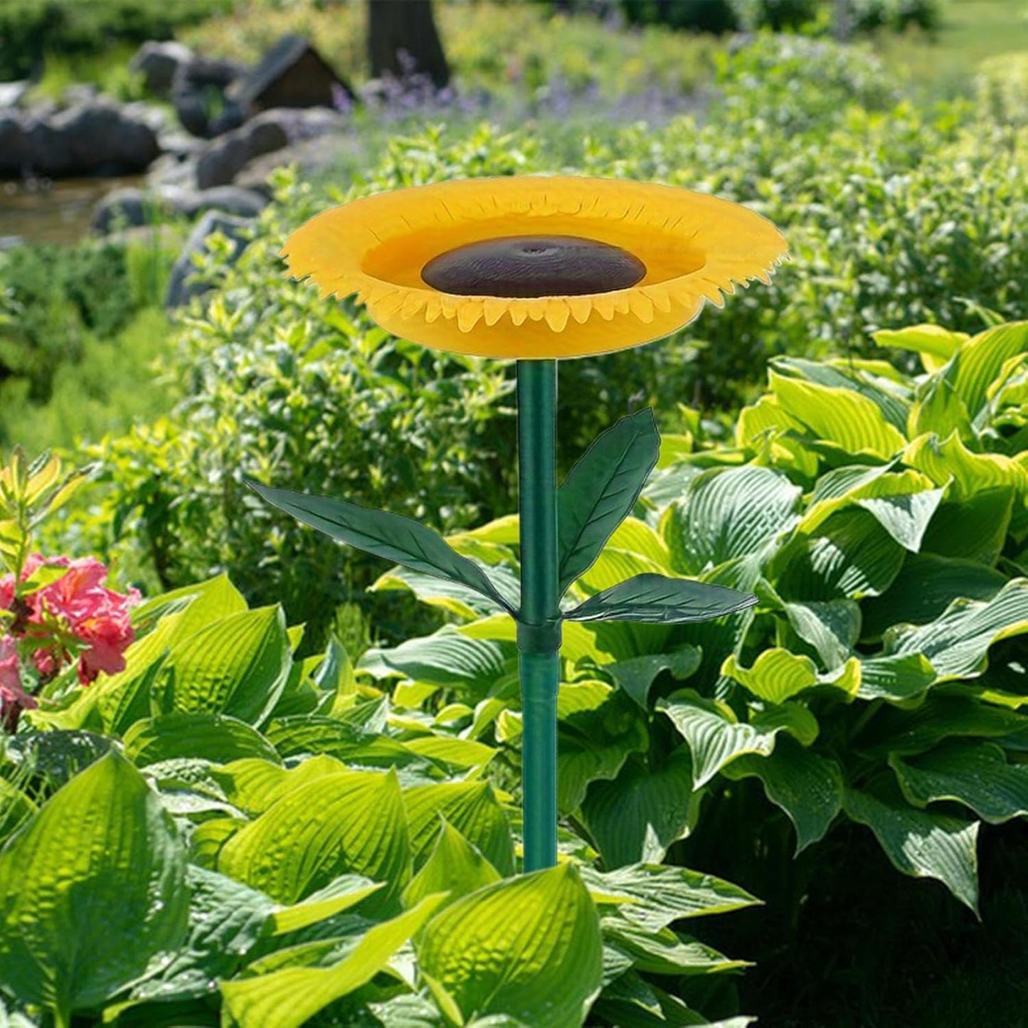 Sunflower Bird Feeder Decor, Outdoor Garden Feeding Ornament, Wildlife Food Dispenser, Artistic Yard Accent with Floral Shape, Bird Feeder with Charming Style, Feeding Decor for Pond Deck Porch