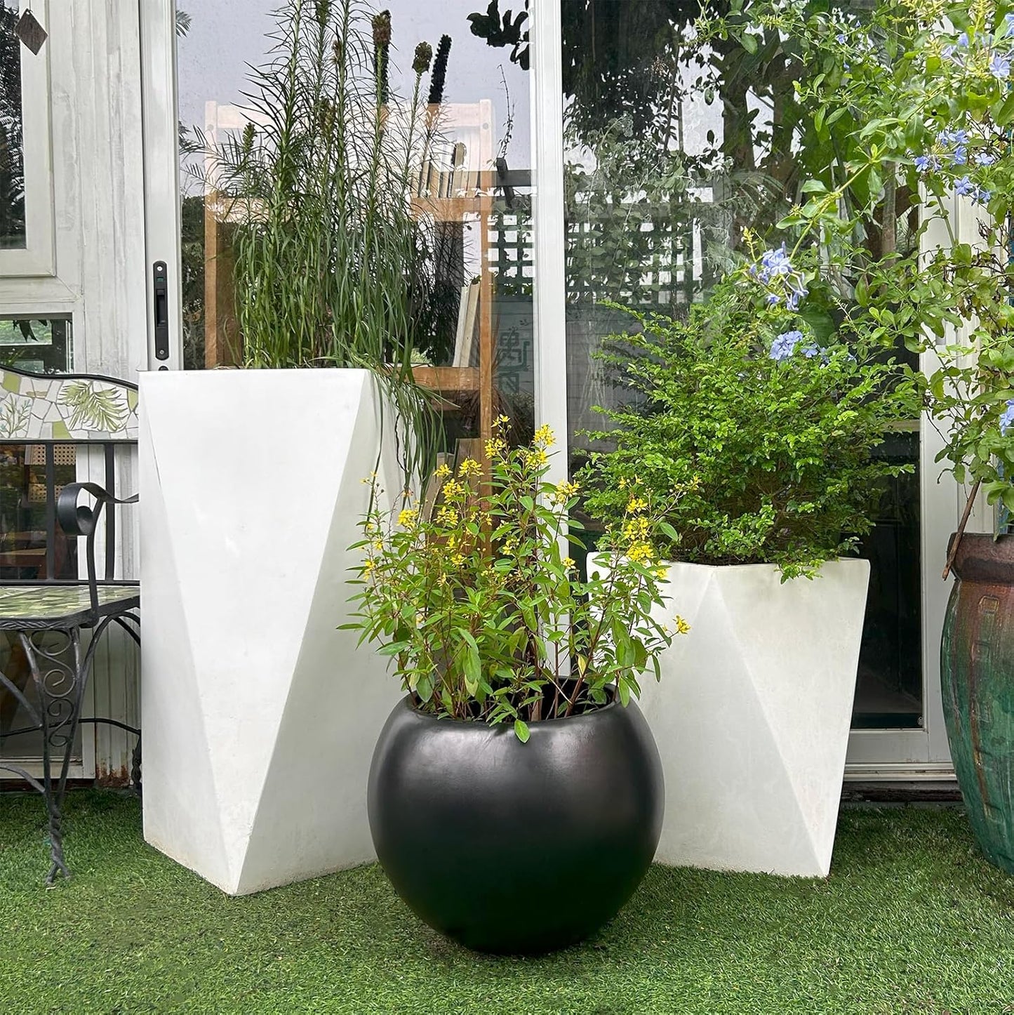 13.5 H x 17" Dia (12" Pot Opening) Round Fiberstone Planter with Drainage Hole, Black, Indoor/Outdoor Large Plant Pot for Home Patio Garden, Ideal for Large Plants