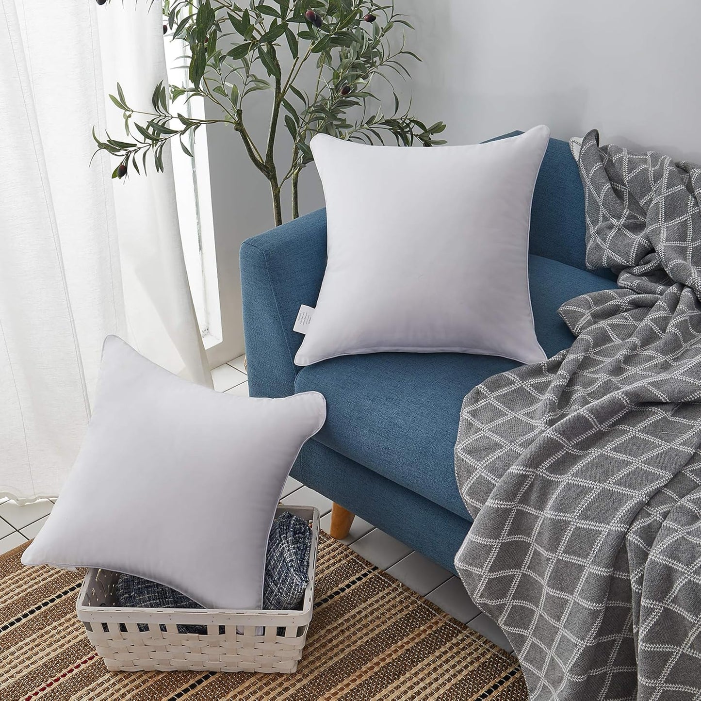 Oubonun 18"x18" Pillow Inserts (Set of 2) - Throw Pillow Inserts with 100% Cotton Cover - 18 Inch Square Interior Sofa Pillow Inserts - Decorative Pillow Insert Pair - White Couch Pillow