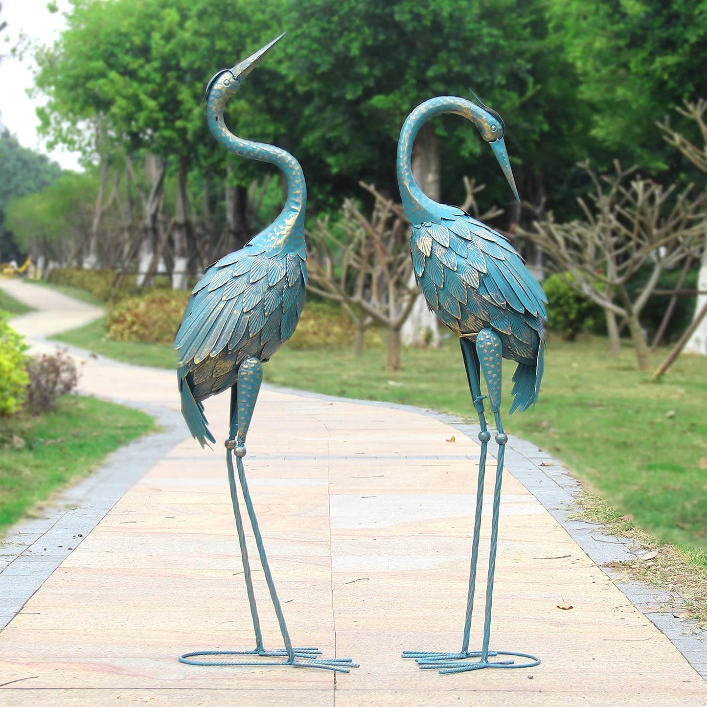 35-40 Inch Standing Garden Crane Statues for Outdoor, Metal Birds Yard Art Garden Crane Sculpture for Home Backyard Pond Patio Lawn Spring Decoration, Easter Decorations for Home, Set of 2