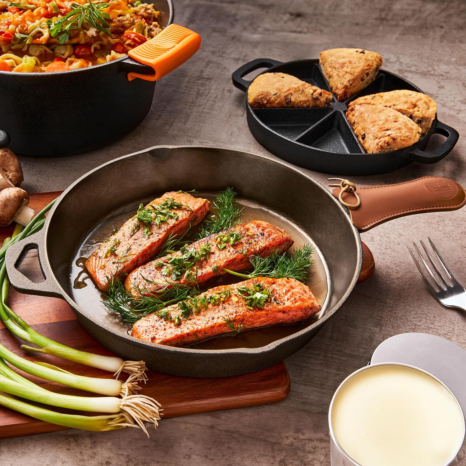 Modern Innovations 10 Inch Cast Iron Skillet, Pre-Seasoned Smooth Poli