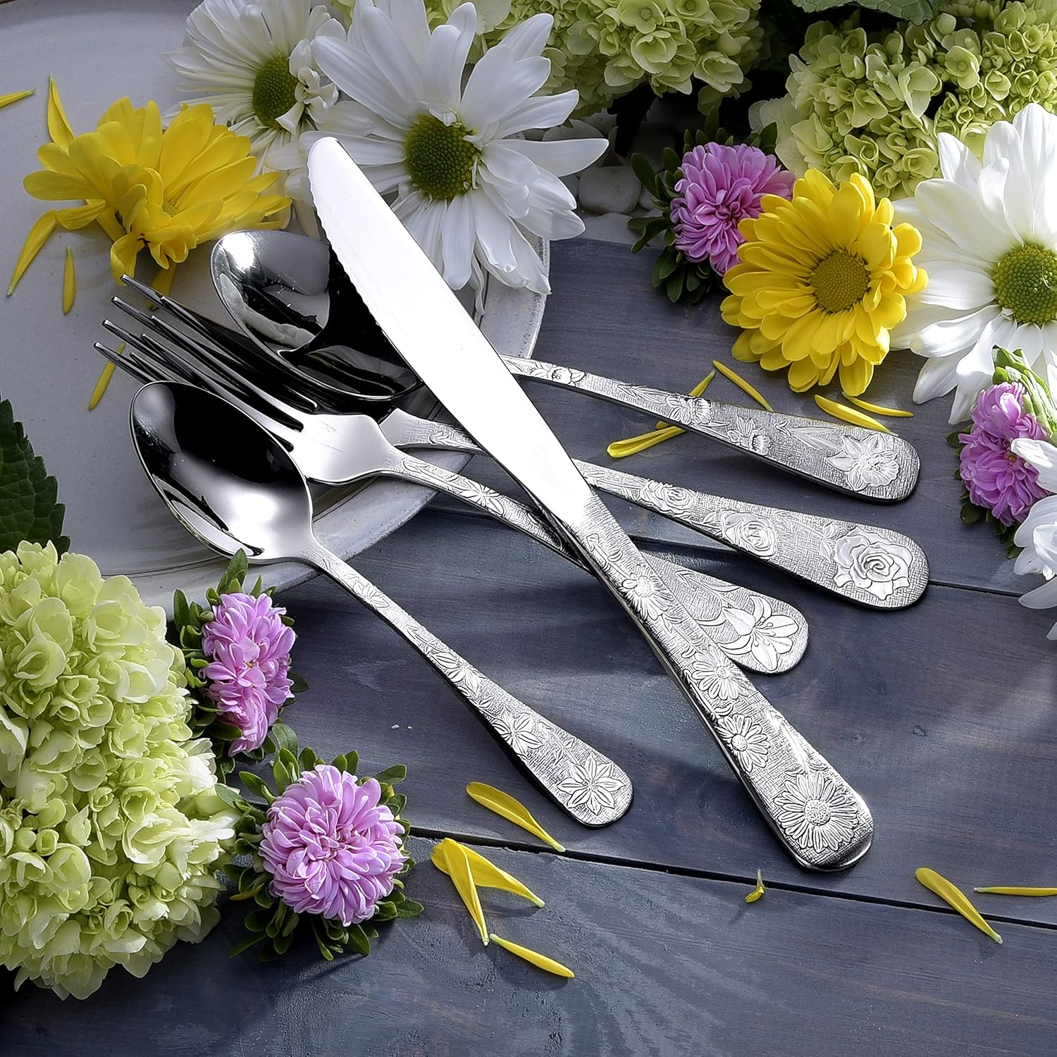 Liberty Tabletop American Garden 40 Piece Silverware Set Service for 8