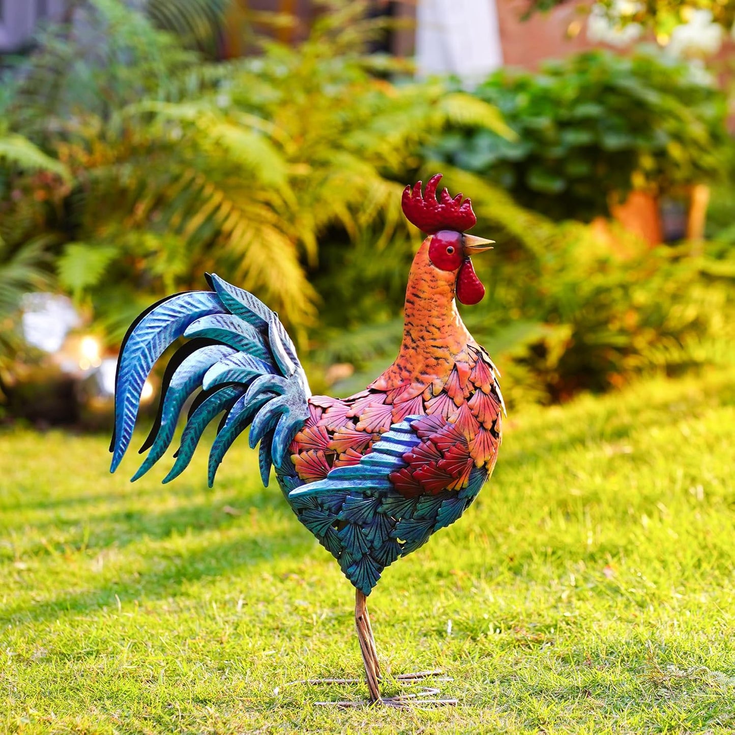 Goodeco Garden Rooster Outdoor Statue - 21 Inch Yard Decor, Perfect Gardening & Housewarming Gifts, Home and Outdoor Red Rooster Decor - Stylish Metal Design