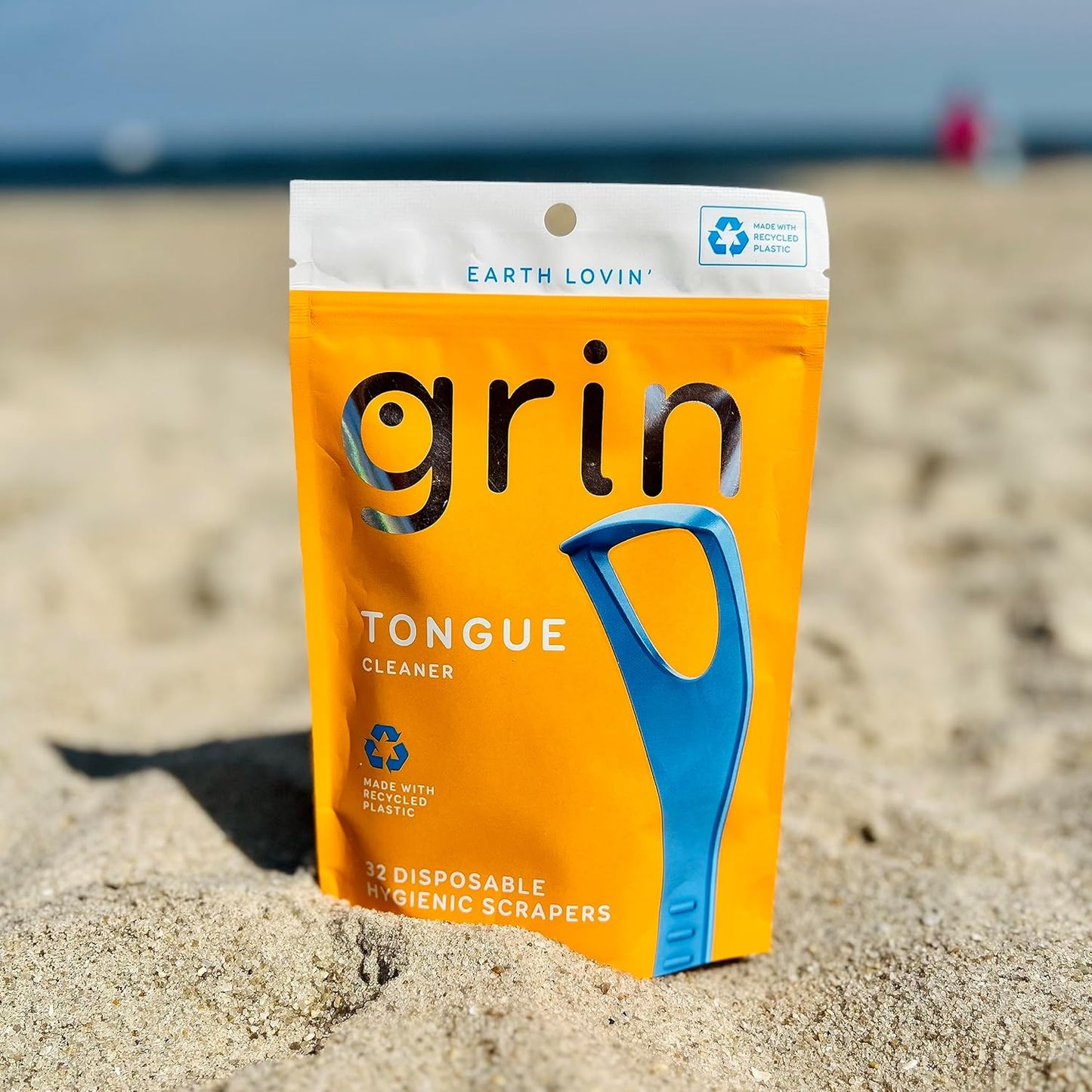 GRIN Tongue Cleaner, 32 Count, Disposable Tongue Cleaner, Hygienic Scr