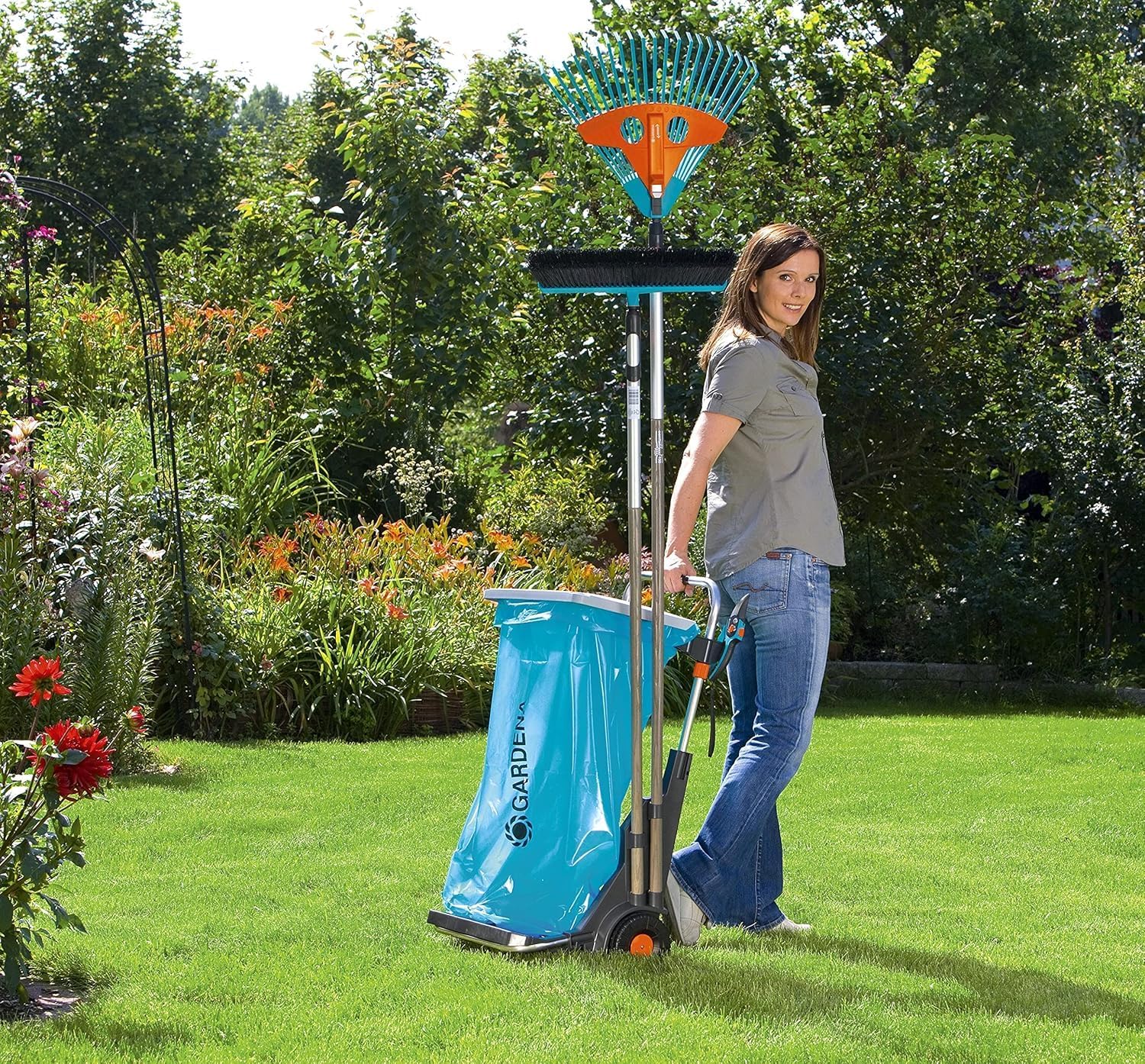 Gardena Garden Mobil: Versatile Trolley for The Garden, with Integrate