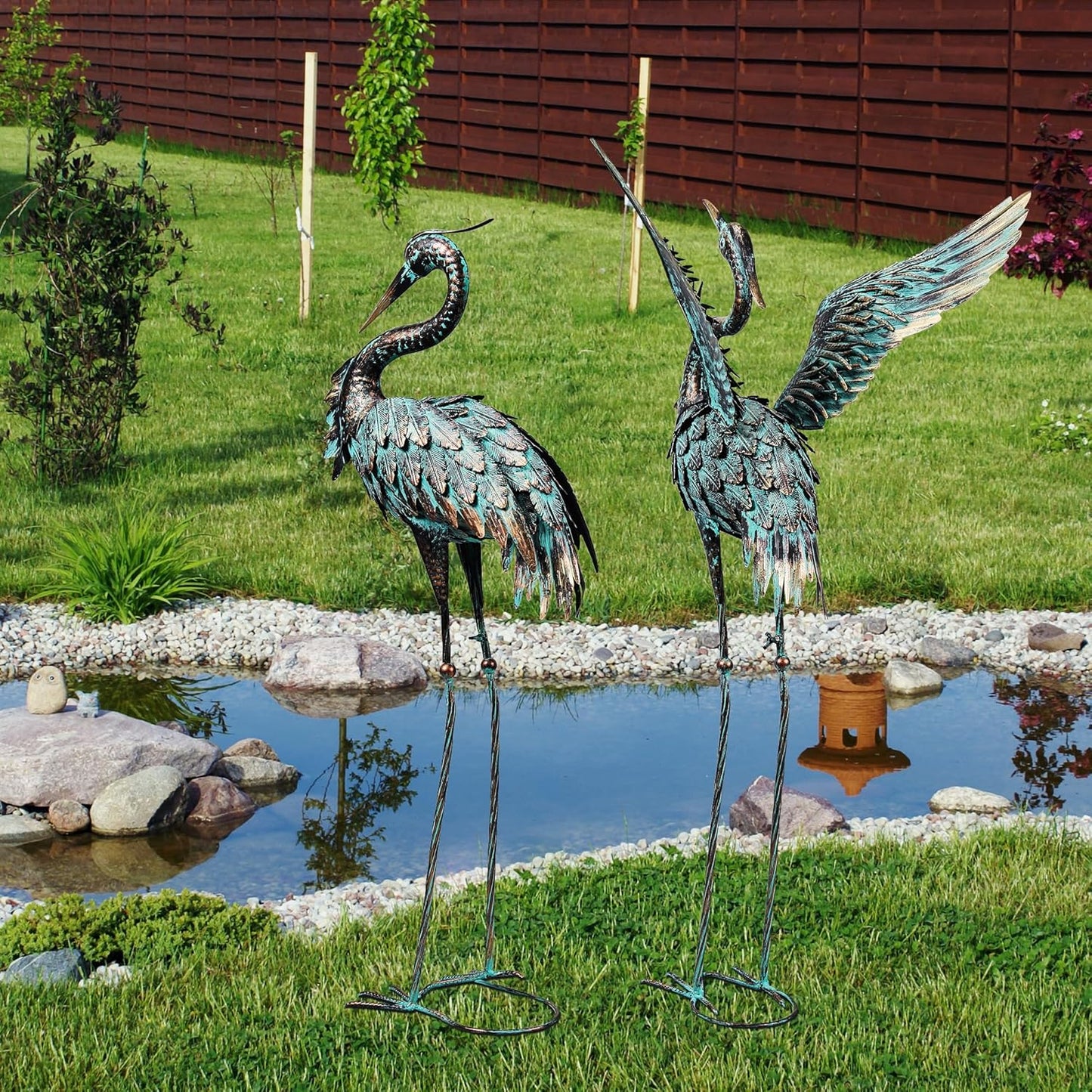 Garden Statues Large Metal Crane Sculptures, Outdoor Heron Metal Statue Yard Art for Garden Decor, Realistic Bird Art for Outdoor Decor, Standing Lifelike, Water&Rust-Proof, Set of 2 Bronze