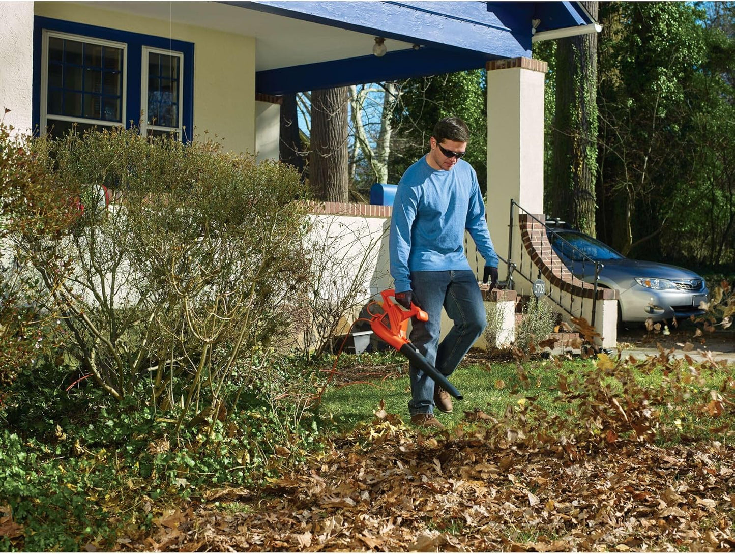 BLACK+DECKER Electric Leaf Blower, Handheld Blowers for Lawn Care, Lig