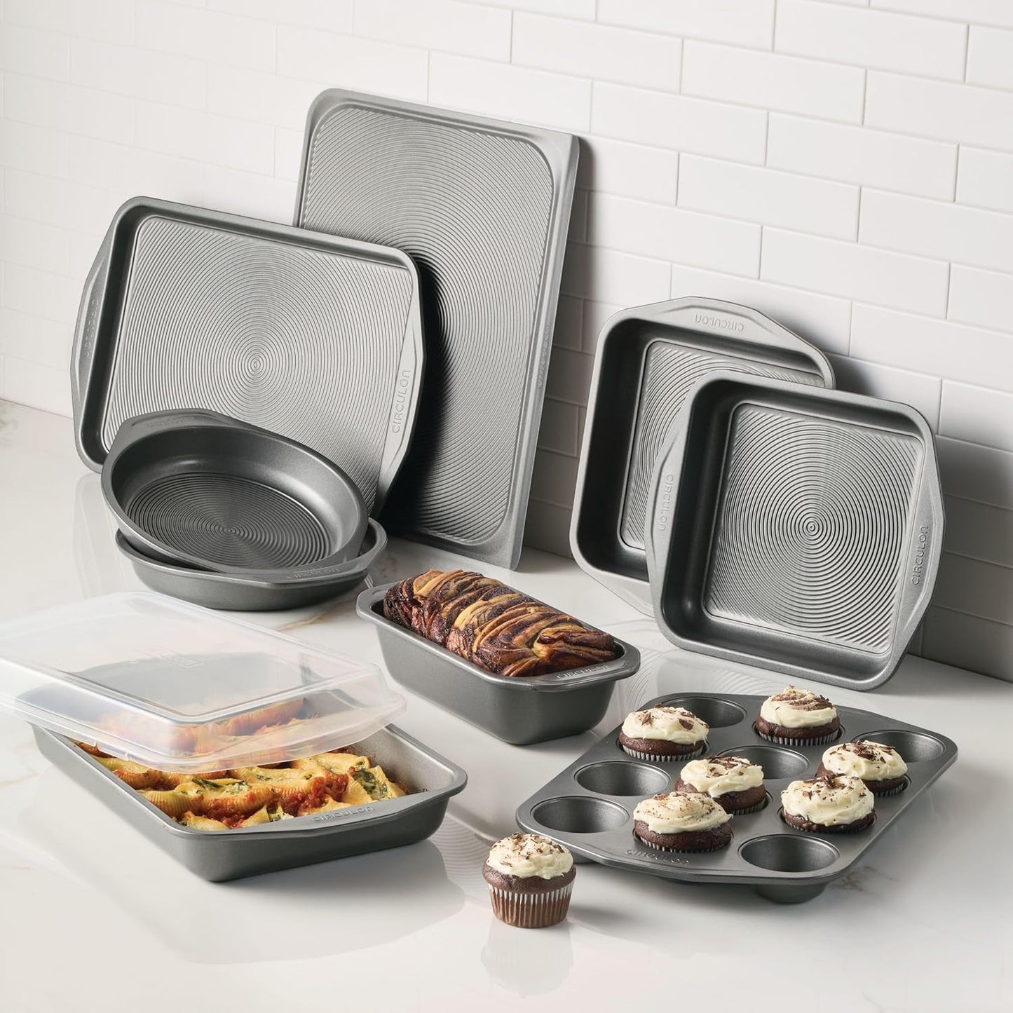Circulon Total Nonstick Bakeware Set with Nonstick Bread Pan, Cookie S