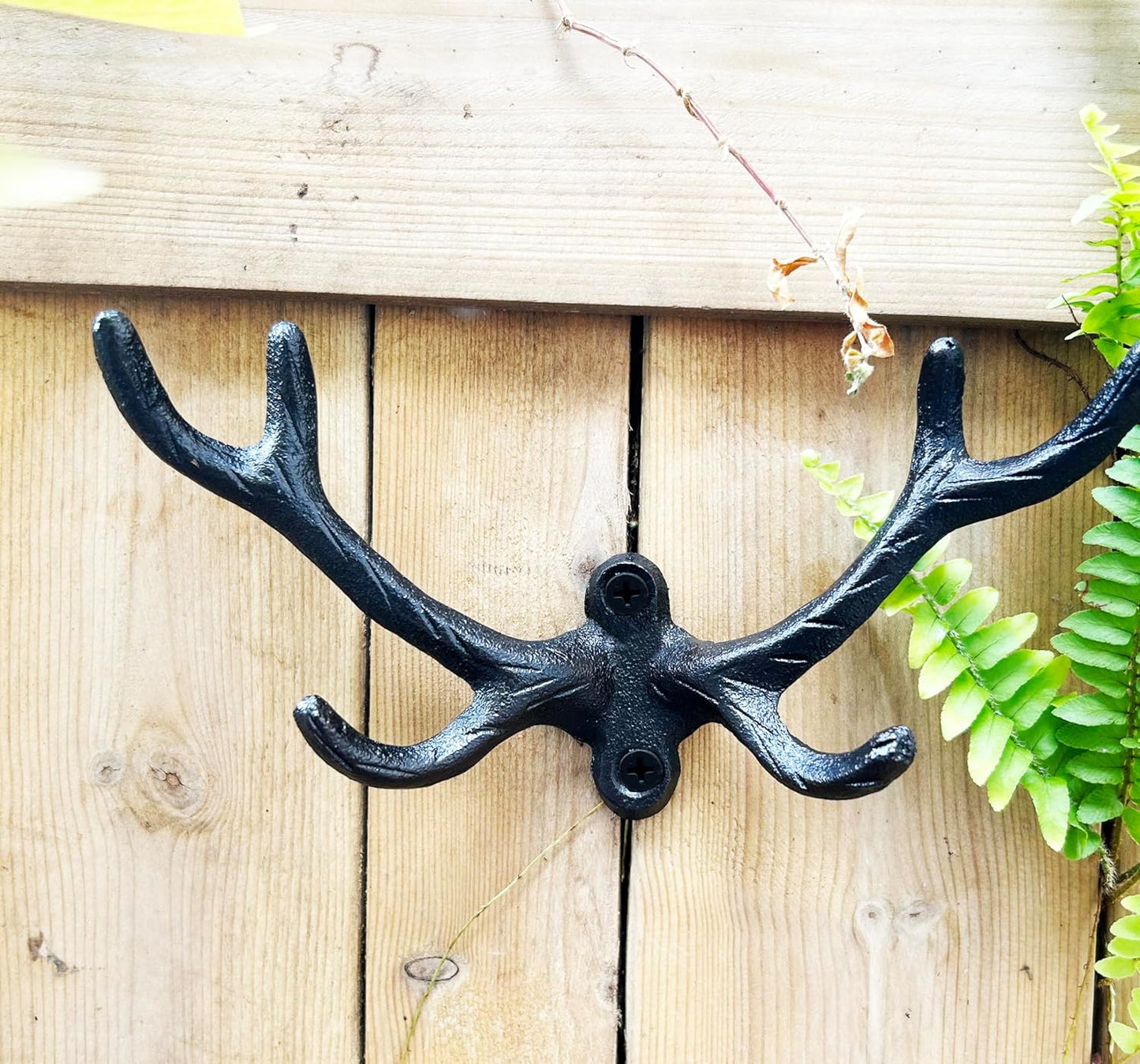 KiaoTime Vintage Cast Iron Deer Antlers Wall Coat Hooks Hanger Rack Wa