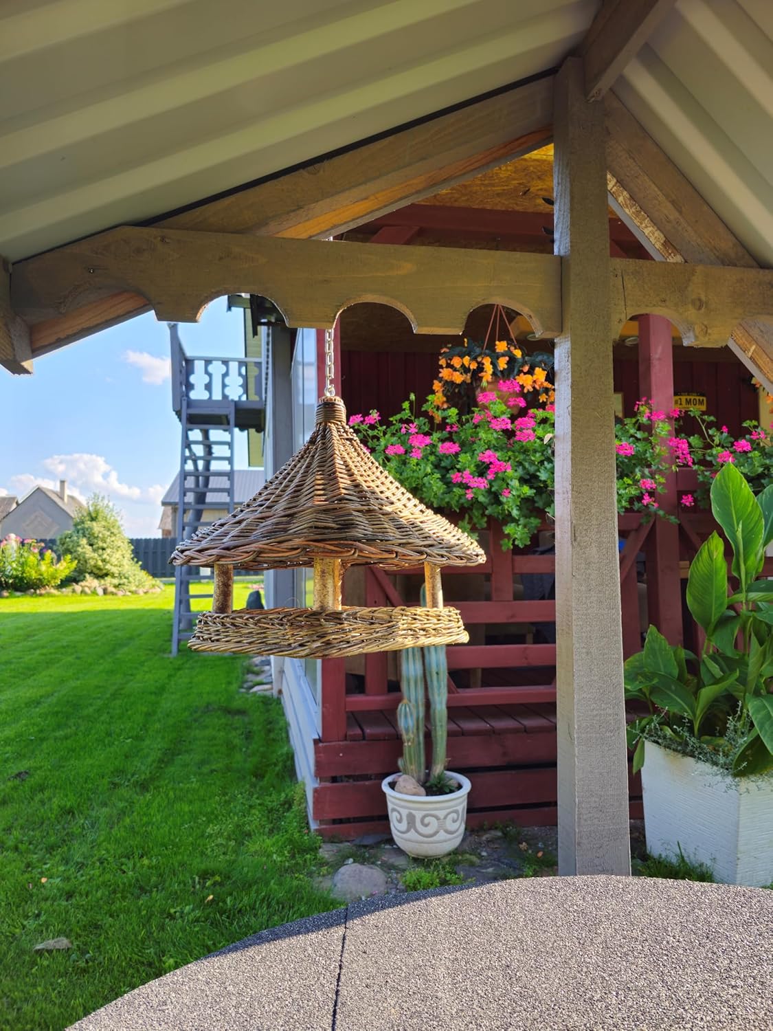 Handmade Wicker Bird Feeder – Rustic Willow Garden Feeder with Roof – 