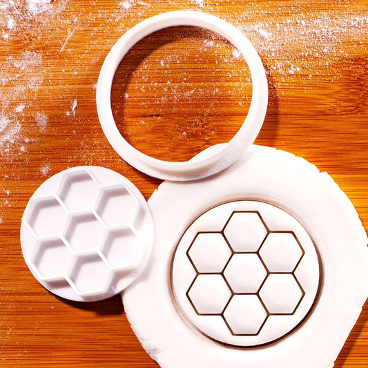 BAKERLOGY Honeycomb Mini Cookie Cutter & Stamp – Geometric Baking Tool