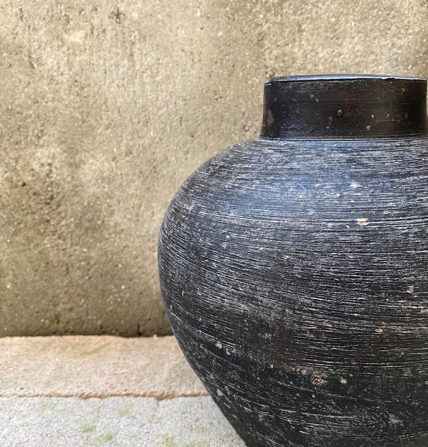 Handmade 10'' Black Rustic Clay Vase, Large Black Round Terracotta Vase, Stone Textured Farmhouse Pottery Pot