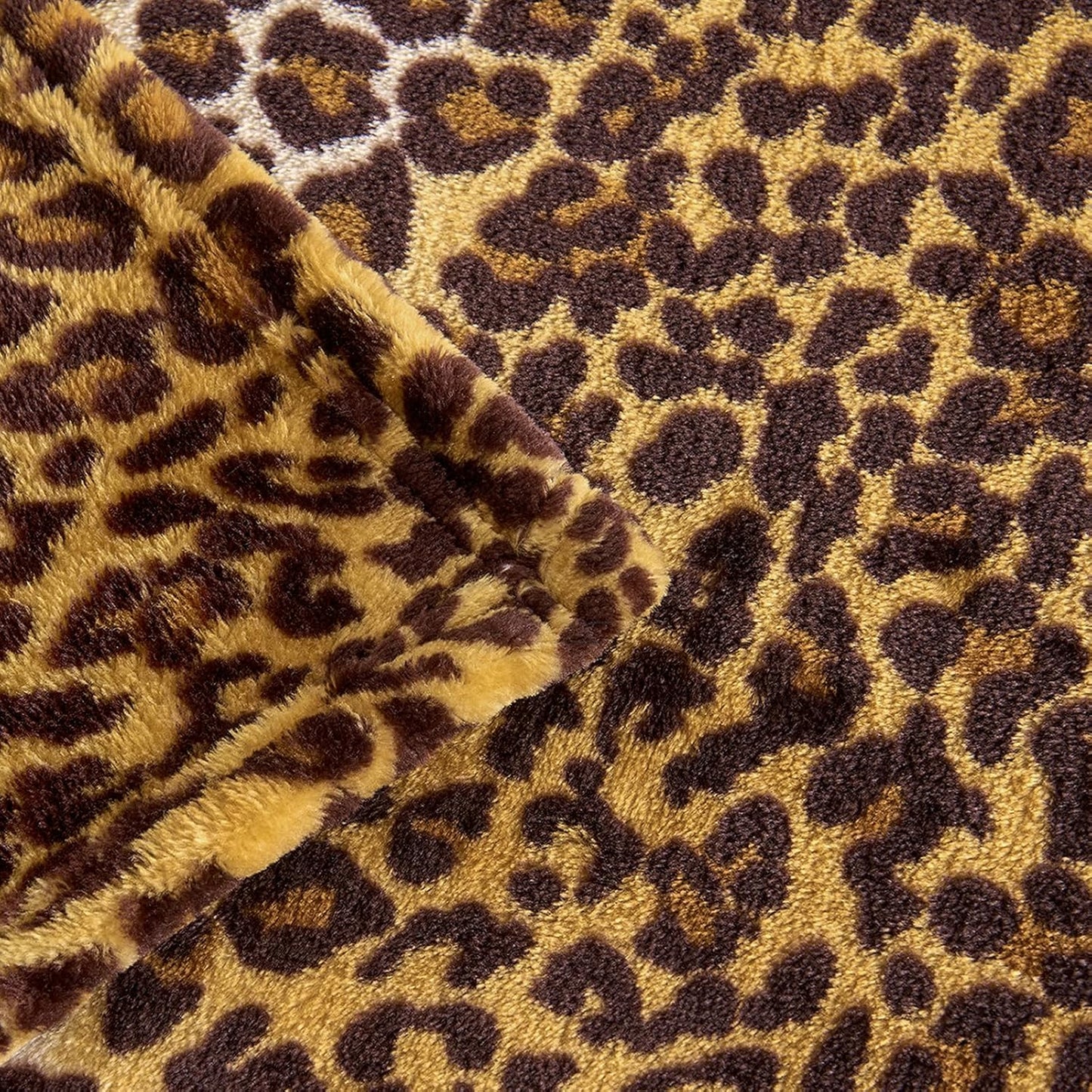 Leopard Print Blanket Fleece Throw for Bed Sofa Travel and Camping, Super Soft Cozy Fluffy Plush Cheetah Print Blanket for All Seasons 50"x60" (Dark Brown)