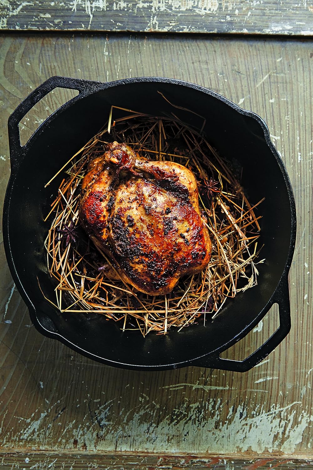 Lodge 17 Inch Pre-Seasoned Cast Iron Skillet - Dual Assist Handles - U