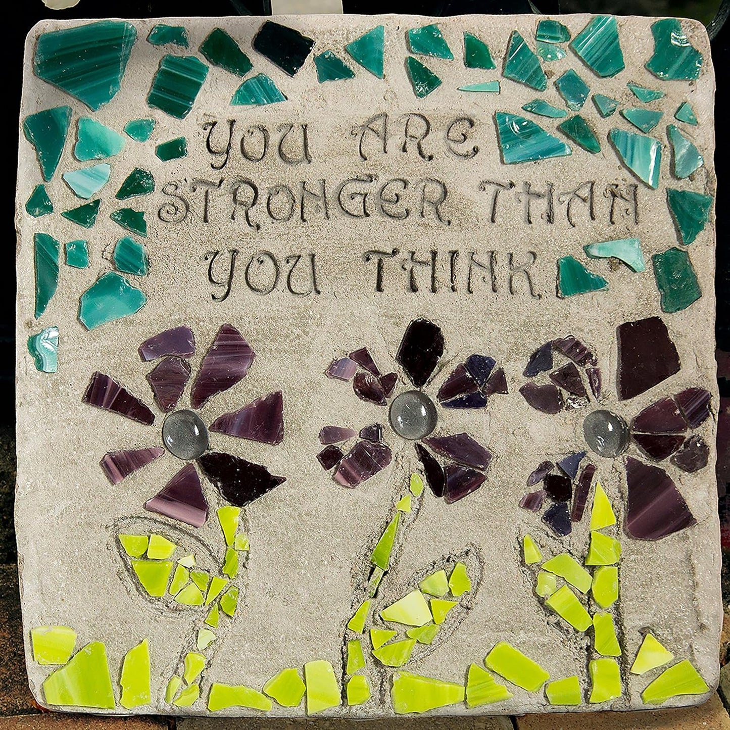 Milestones Decorative Inspiration Stepping Stone Kit for Flower Beds, 