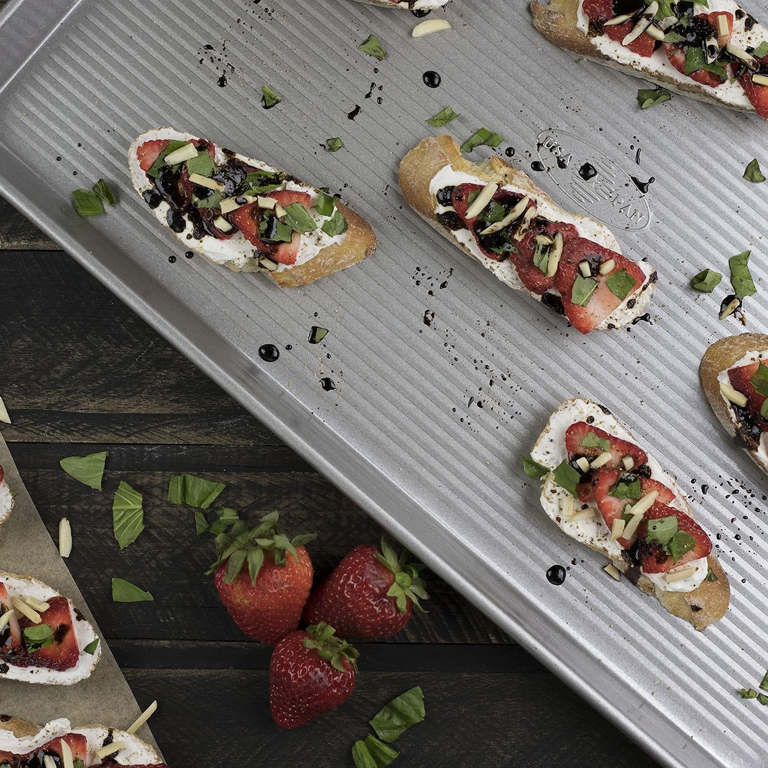 USA Pan Bakeware Half Sheet Pan, Set of 2 Baking Sheets, Aluminized St